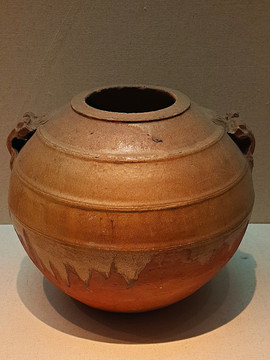 釉陶罐