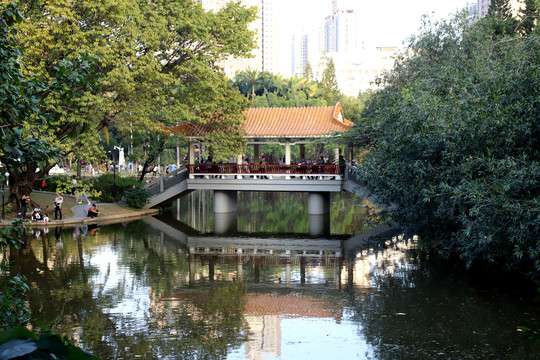 洪湖公园廊桥