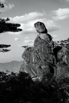 三清山东方女神