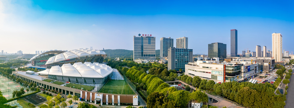 江阴市体育中心城市环境