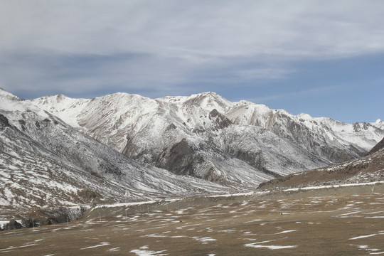 高山雪山