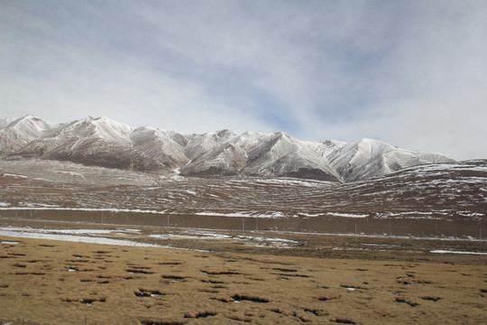 雪山山脉