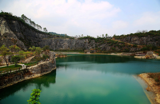 重庆渝北铜锣山矿山公园