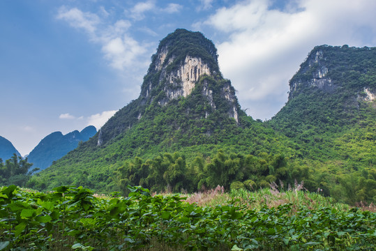 山峰山景