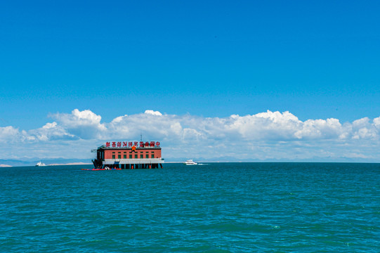 青海湖二郎剑景区