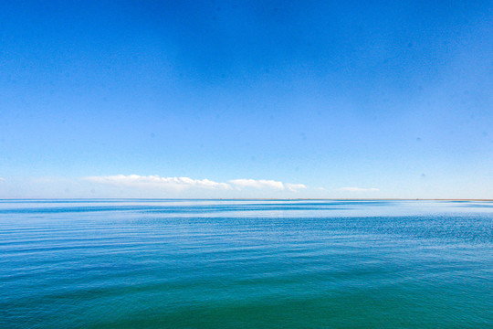 青海湖二郎剑景区