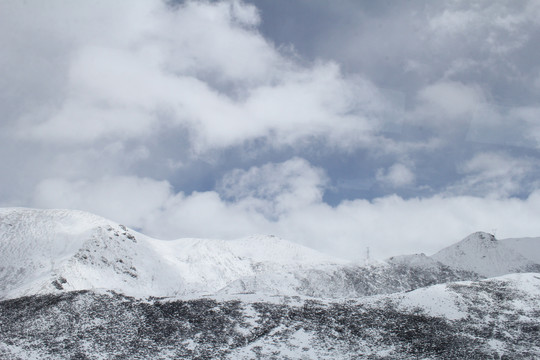 茫茫雪山