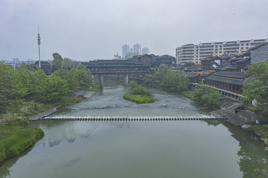 秀山西街