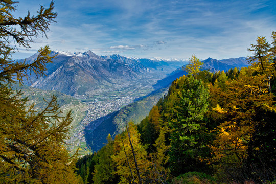 山景与群山