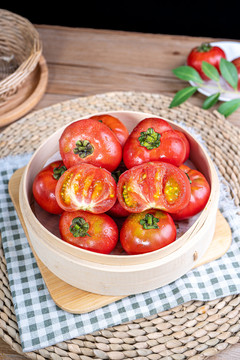 草莓柿子