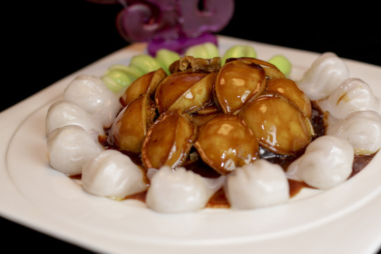 虾饺配鲍鱼