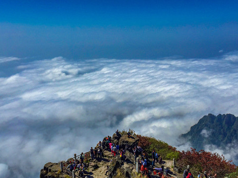 峨眉山