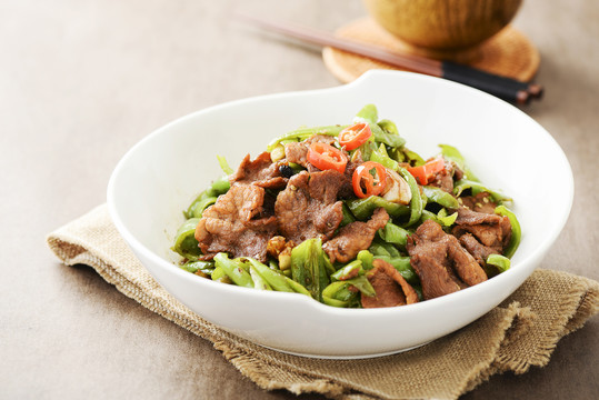 农家小炒肉