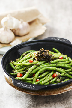 榄菜炒长豆角