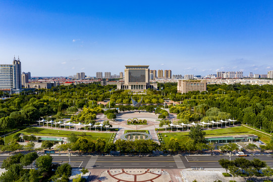 滨州市政府大楼市政广场