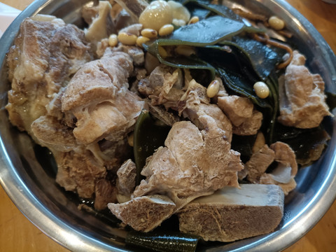 海带炖排骨