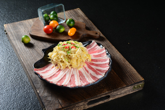 烤酸菜五花肉