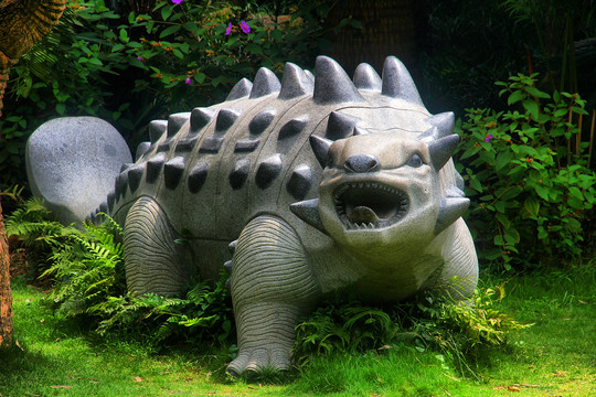 青秀山公园石头恐龙