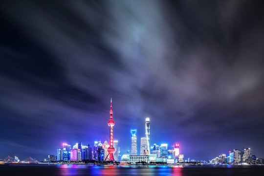 上海外滩拍摄陆家嘴夜景