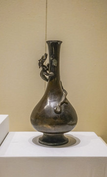 明代蜥蜴纹铜瓶明代文物