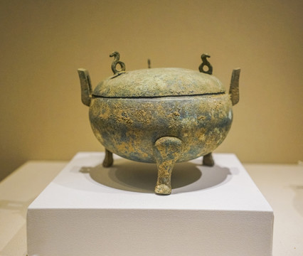 西汉带盖青铜鼎汉代文物青铜器