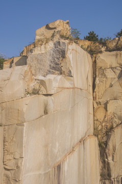 岩石山壁
