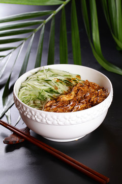 炸酱面