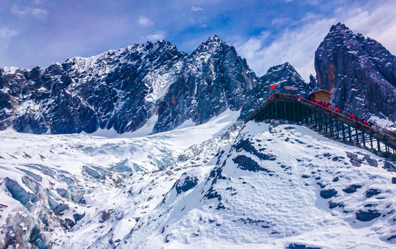 云南玉龙雪山