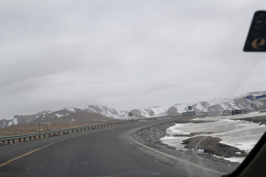 冰雪道路