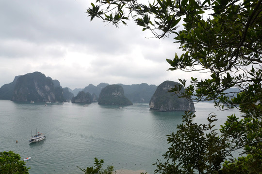 海上桂林下龙湾