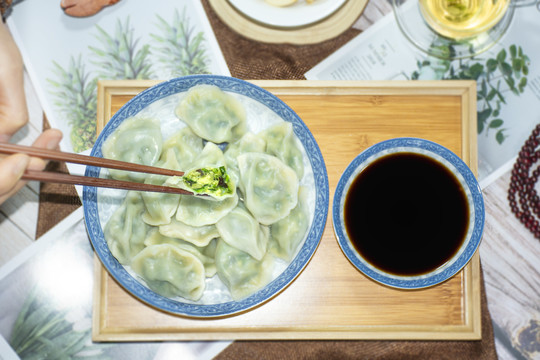 韭菜鸡蛋水饺