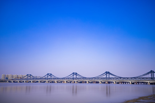 杭州钱塘江彭埠大桥钢铁桥