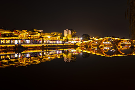 塘栖古镇旅游景点夜景