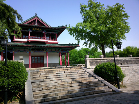 大明湖建筑