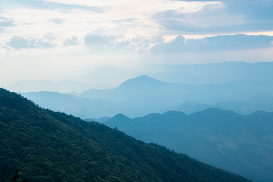 山顶的风光