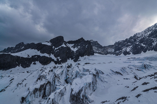 玉龙雪山