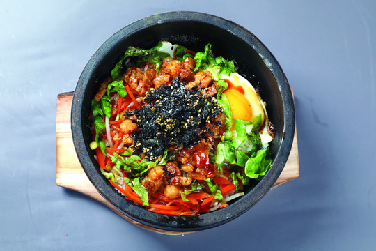 石锅拌饭