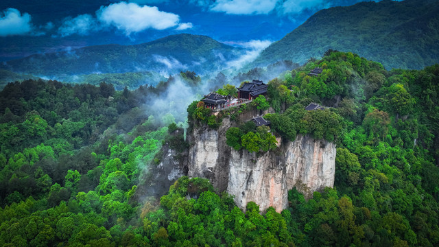 窦圌山