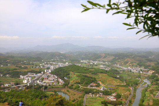 县河明家湾河滩全景