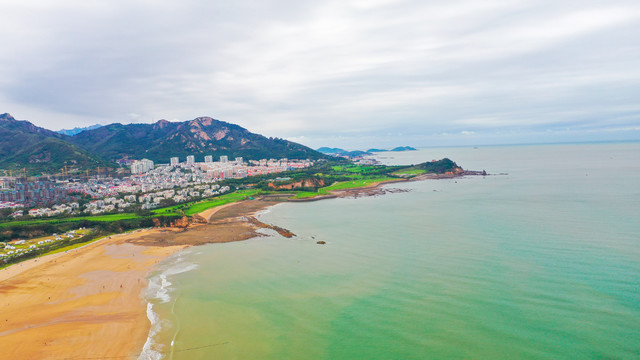 青岛石老人海水浴场