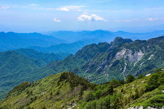 秦岭冰晶顶