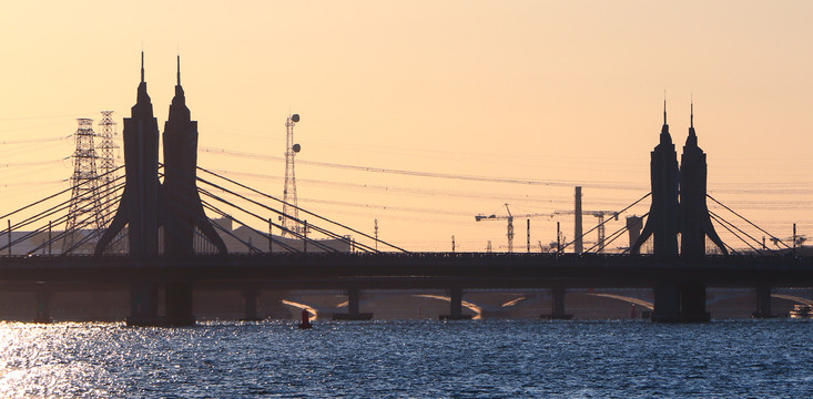 清晨的玉带河大桥