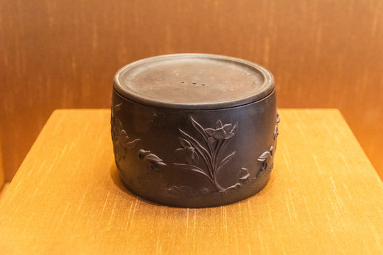 清代紫砂蟋蟀罐