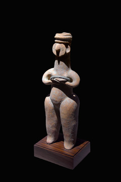 伊朗古埃兰文明地母神陶像