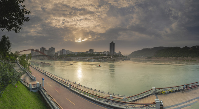 宜宾日落晚霞三江汇流城市景观