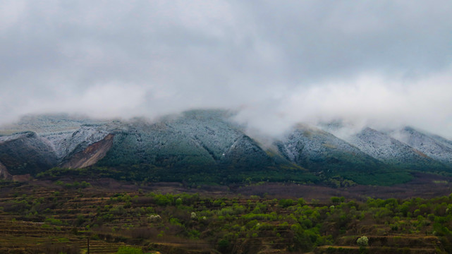 太统山崆峒山