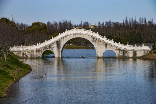 石拱桥