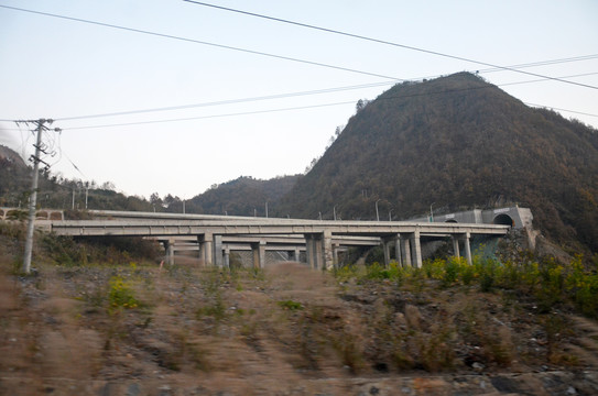 山区隧道