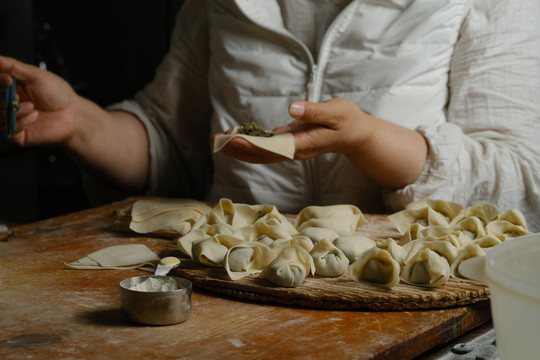 包馄饨