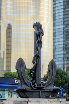 上海浦东滨江船锚雕塑
